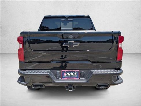 Used 2024 Chevrolet Silverado 1500 LT Trail Boss w/ Convenience Package II AWD/4WD image 6