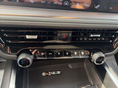 New 2026 Chevrolet Tahoe LT image 23