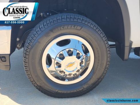 Used 2026 Chevrolet Silverado 3500 LT w/ All Star Edition AWD/4WD image 13