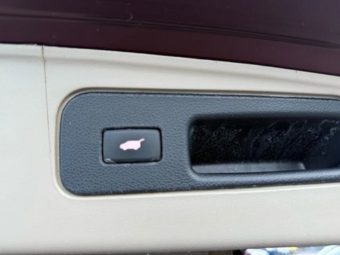 Used 2012 Honda Pilot EX-L image 17