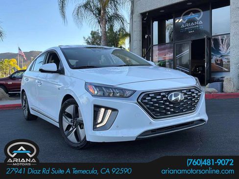 Used 2020 Hyundai Ioniq Limited FWD image 1