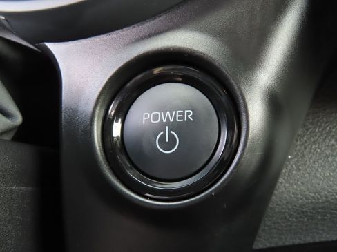 Used 2025 Toyota Sienna Platinum AWD/4WD image 14