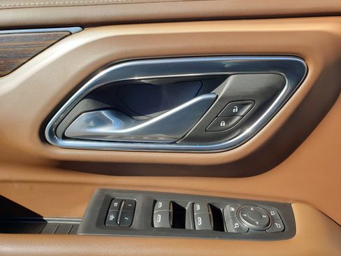 Used 2023 Chevrolet Tahoe High Country image 15