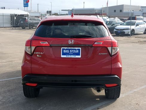 Used 2020 Honda HR-V Sport image 5