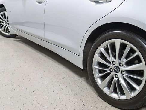 Used 2019 INFINITI Q50 Luxe w/ Essential Package (3.0T Luxe) image 12