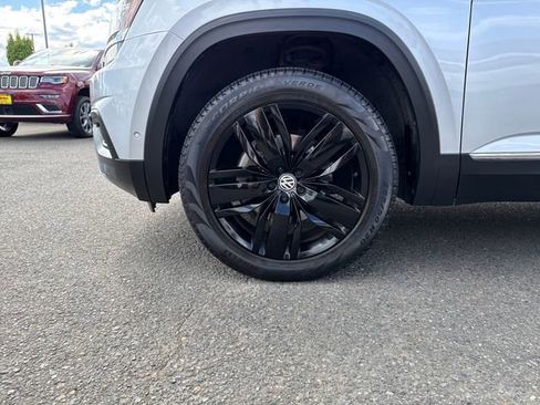 Used 2019 Volkswagen Atlas SEL Premium AWD/4WD image 28