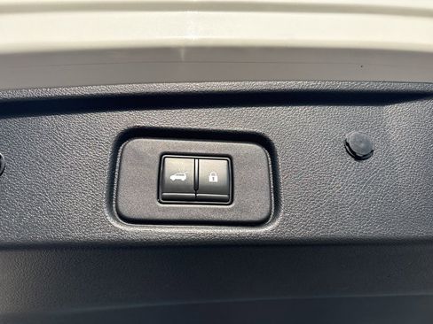 Used 2023 Nissan Pathfinder Platinum w/ Cargo Package image 35