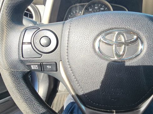 Used 2014 Toyota RAV4 XLE image 11