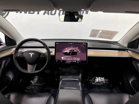 Used 2022 Tesla Model 3 Standard Range RWD image 19