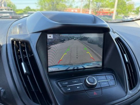 Used 2019 Ford Escape SE FWD image 20