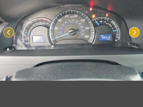 Used 2012 Toyota Camry XLE image 18