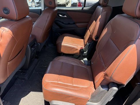 Used 2018 Chevrolet Traverse High Country w/ LPO, Cargo Package AWD/4WD image 15