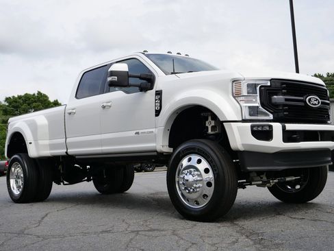 Used 2022 Ford F450 Lariat w/ Lariat Ultimate Package AWD/4WD image 10