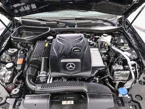 Used 2020 Mercedes-Benz SLC 300 image 26