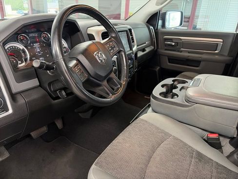Used 2019 RAM 1500 Big Horn w/ Rambox Value Package AWD/4WD image 15