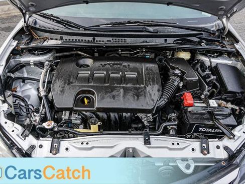 Used 2018 Toyota Corolla SE image 39