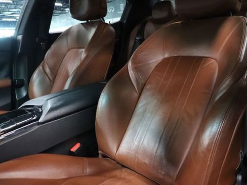 Used 2016 Maserati Ghibli S image 11