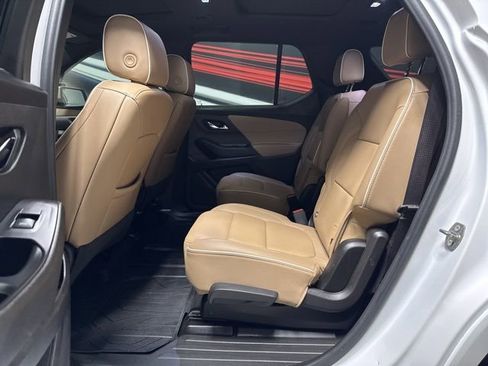 Used 2022 Chevrolet Traverse Premier image 17