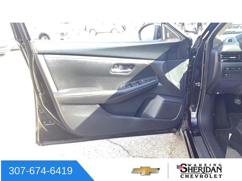 Used 2024 Nissan Sentra SV FWD image 18