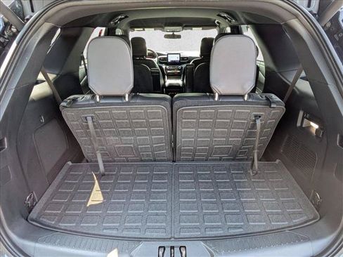 Certified 2023 Ford Explorer ST-Line w/ Class IV Trailer Tow Package RWD image 6