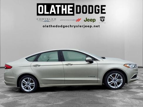 Used 2018 Ford Fusion S image 27