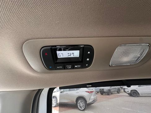 Used 2024 Honda Odyssey Elite image 19