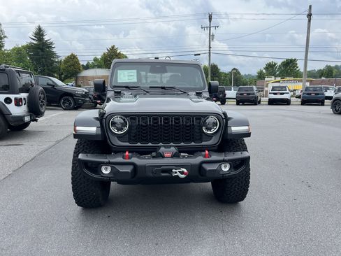 Used 2026 Jeep Gladiator Rubicon AWD/4WD image 5