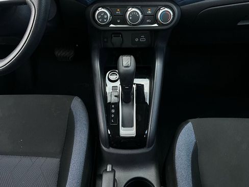 Used 2025 Nissan Versa SV image 14