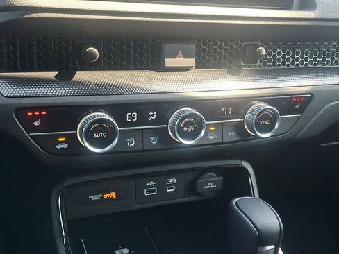 Used 2025 Honda CR-V Sport-L image 16