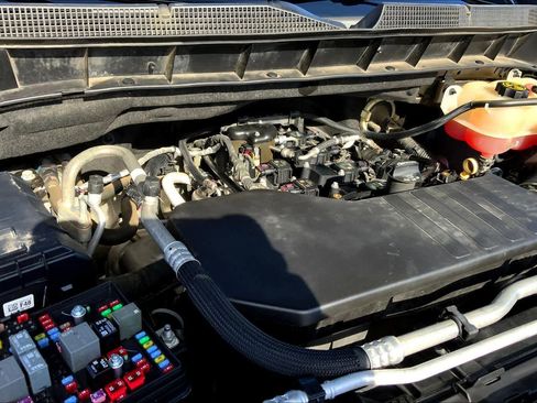 Used 2020 Chevrolet Silverado 1500 RST w/ Texas Edition image 32