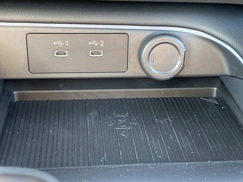 New 2026 Nissan Sentra SR w/ SR Premium Package FWD image 11