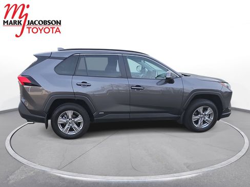 Used 2024 Toyota RAV4 XLE image 7