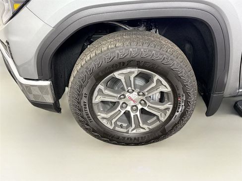 New 2026 GMC Sierra 1500 SLE AWD/4WD image 23