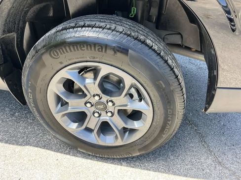 Used 2025 Ford Maverick XLT w/ XLT Luxury Package FWD image 14