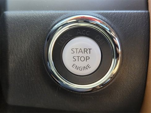 Certified 2024 INFINITI QX80 Sensory image 32