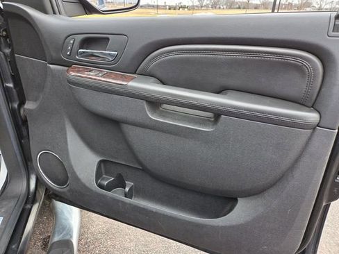 Used 2010 GMC Sierra 1500 Denali image 36