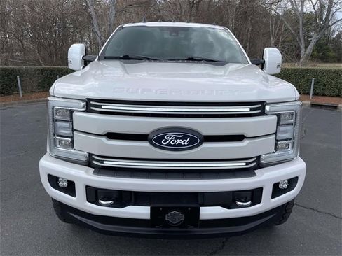 Certified 2019 Ford F350 Platinum w/ Platinum Ultimate Package image 2