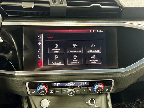 Used 2020 Audi Q3 2.0T Premium w/ Convenience Package image 23