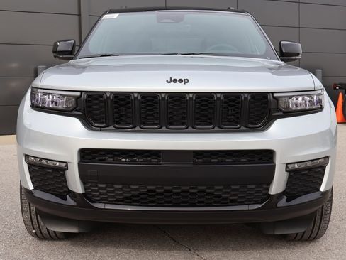New 2025 Jeep Grand Cherokee L Limited image 7