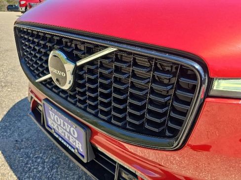 Certified 2024 Volvo XC60 B5 Ultimate AWD/4WD image 15