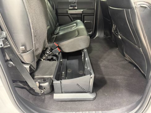 Used 2021 Ford F350 Platinum w/ Tremor Off-Road Package image 36