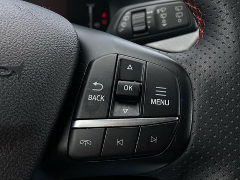 Used 2023 Ford Escape ST-Line AWD/4WD image 23