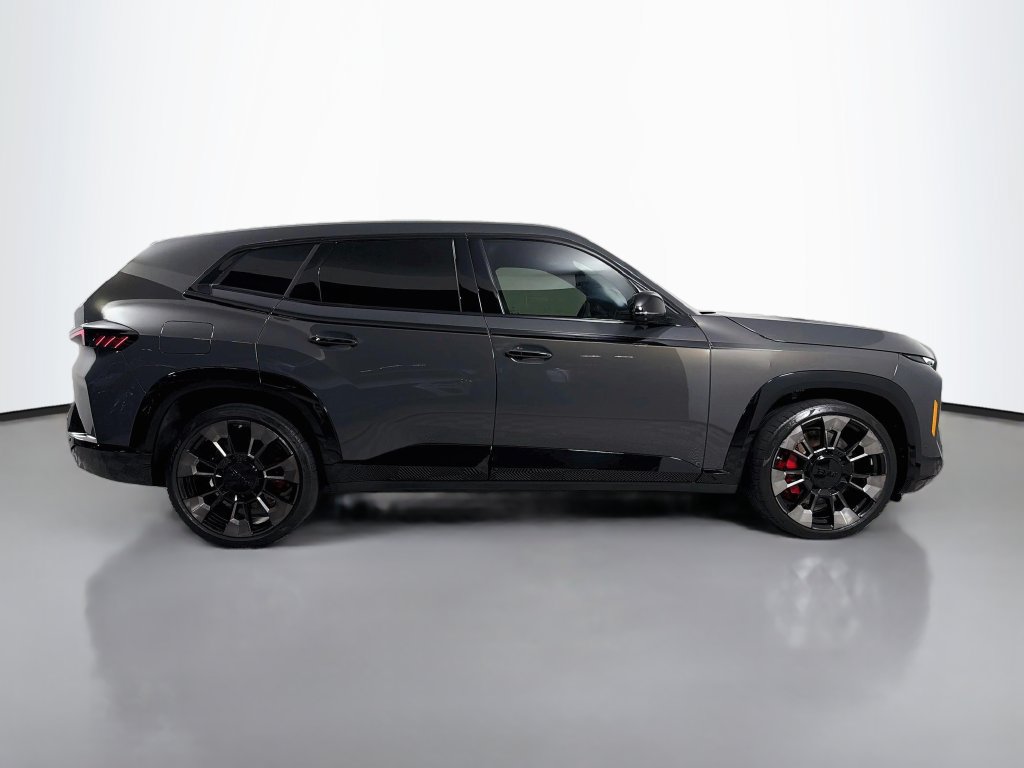Used 2024 BMW XM AWD/4WD image 4