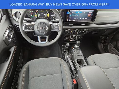 Used 2025 Jeep Wrangler Unlimited Sahara w/ Safety Group AWD/4WD image 11