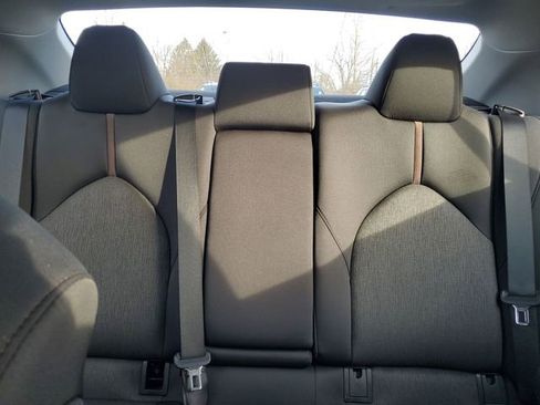 Used 2020 Toyota Camry LE image 21