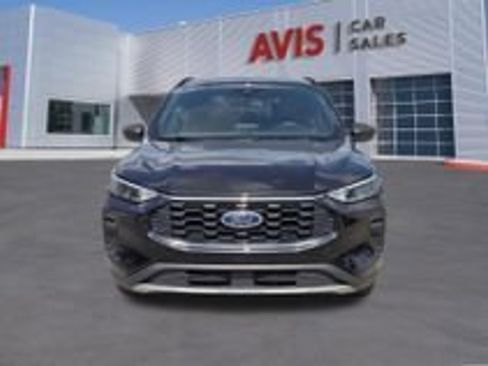 Used 2025 Ford Escape ST-Line AWD/4WD image 2