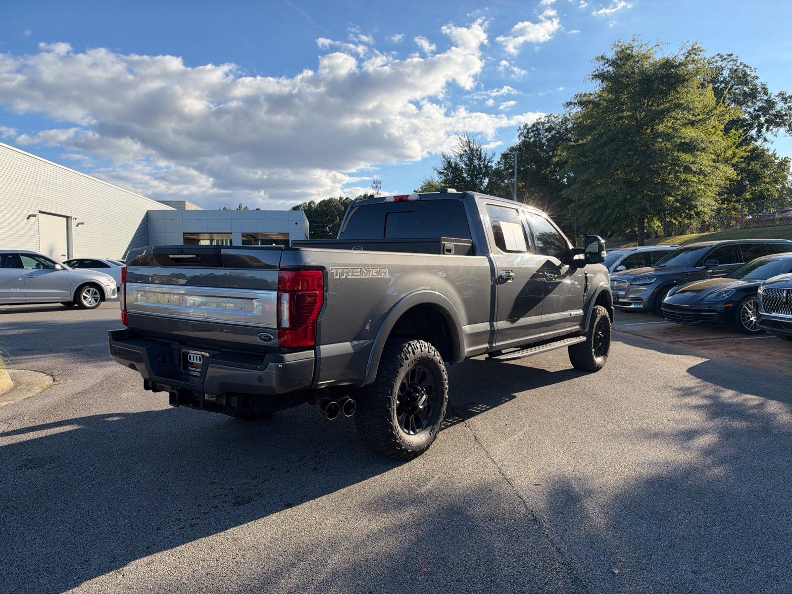 Used 2022 Ford F250 Platinum w/ Tremor Off-Road Package AWD/4WD image 5