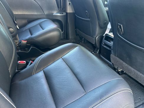 Used 2017 Toyota Sienna SE FWD image 32