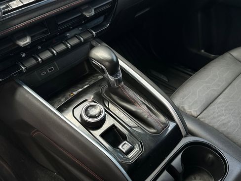 Certified 2023 Chevrolet Colorado Z71 w/ Z71 Convenience Package 2 image 28