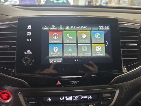 Used 2022 Honda Pilot TrailSport image 23